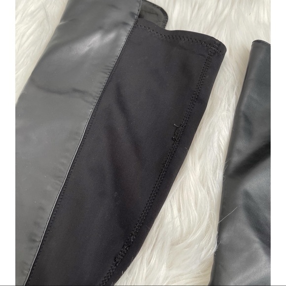 Black‎ Boots - Picture 6 of 6